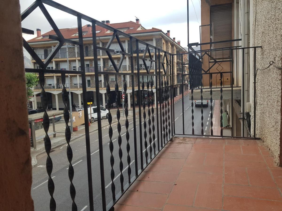 Fantastic Pis A Oliana Alt Urgell Lleida Wifi 아파트 외부 사진